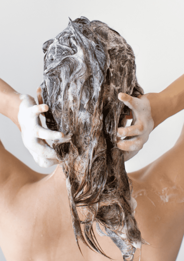 How To Use Non Toxic Shampoo: 5 Things You’re Doing Wrong